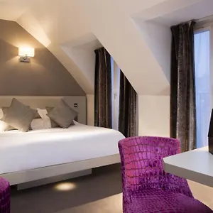 *** Hotel Jacques De Molay Francia